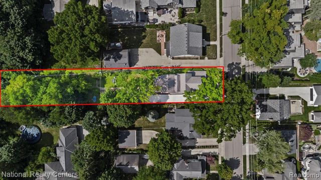 116 S Rogers Street, Northville, MI 48167