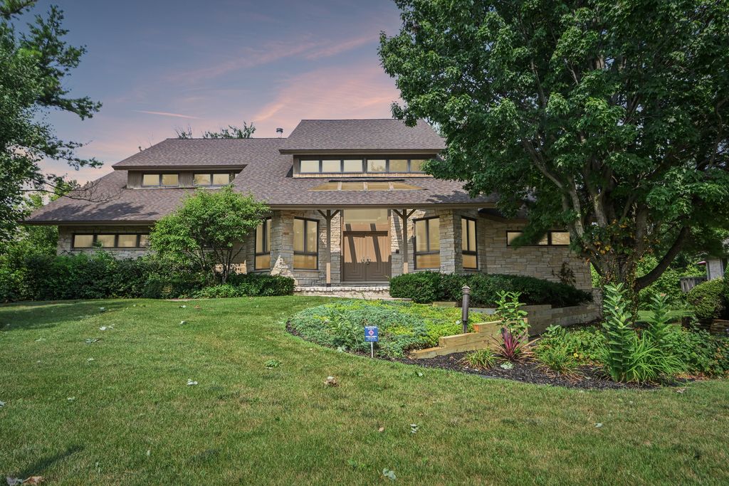 8420 Evergreen Lane, Darien, IL 60561 — exterior