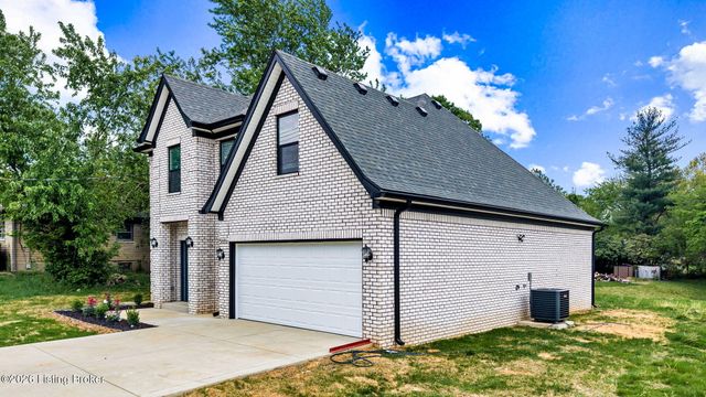 5810 Applegate Ln, Louisville, KY 40219