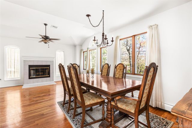 26 19th Street, Wading River, NY 11792