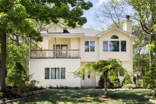 26 19th Street, Wading River, NY 11792