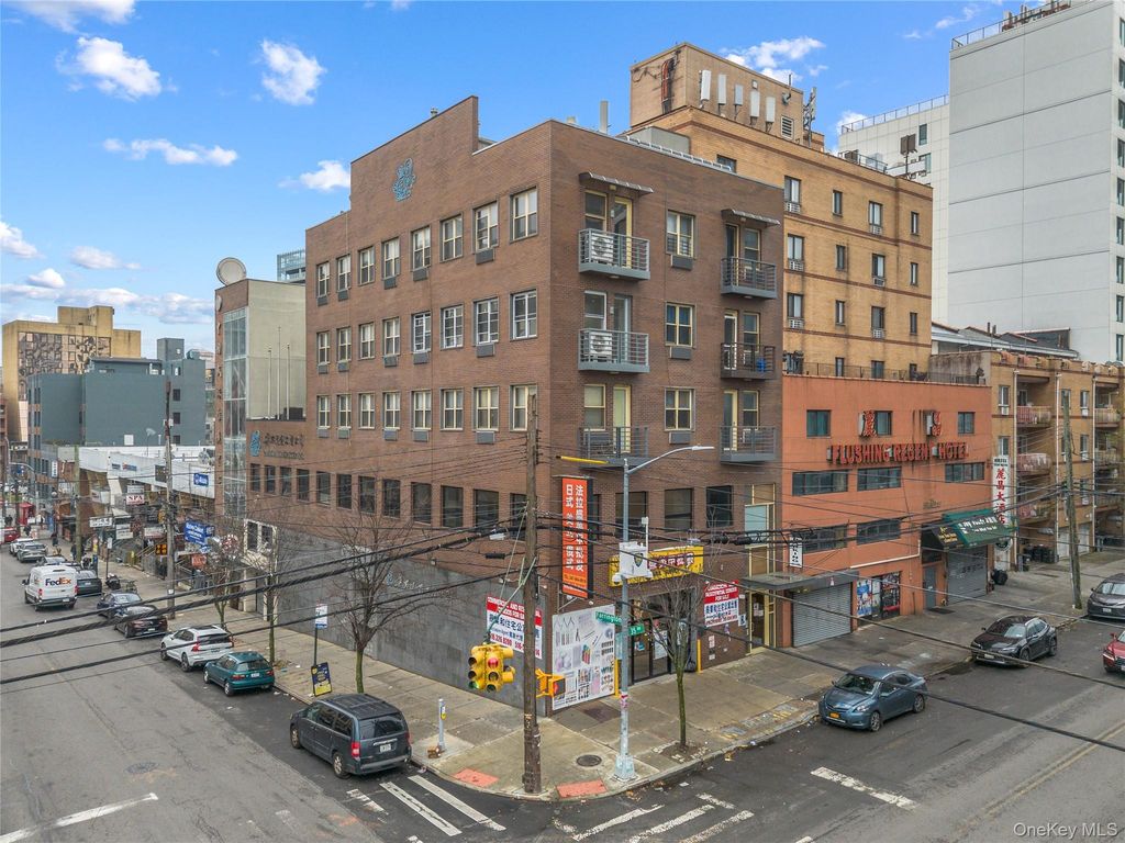 134-38 35th Avenue 3D, Flushing, NY 11354