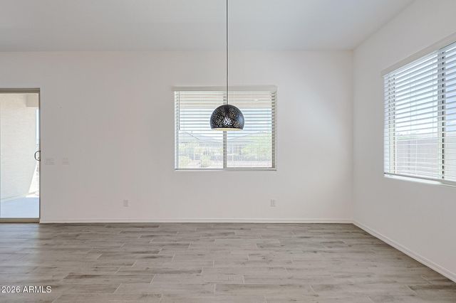 18119 W SILVERWOOD Drive, Goodyear, AZ 85338