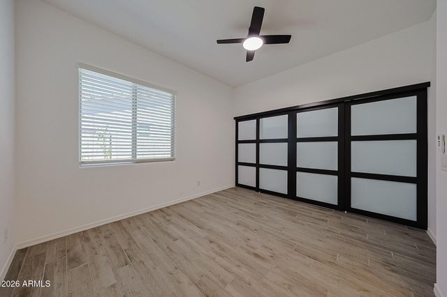 18119 W SILVERWOOD Drive, Goodyear, AZ 85338