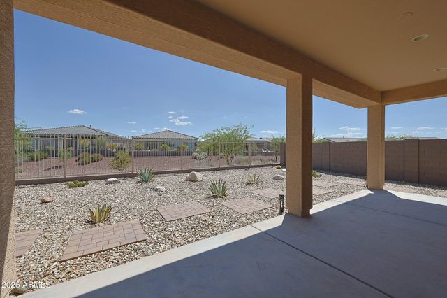 18119 W SILVERWOOD Drive, Goodyear, AZ 85338