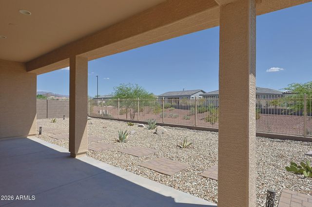 18119 W SILVERWOOD Drive, Goodyear, AZ 85338