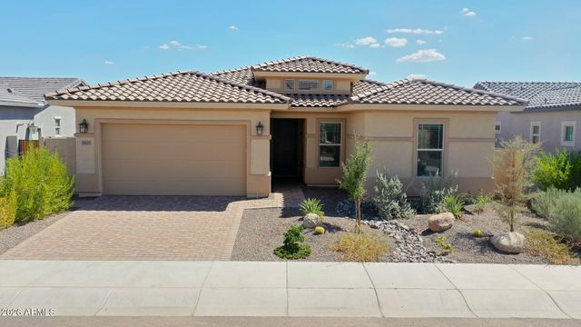 18119 W SILVERWOOD Drive, Goodyear, AZ 85338