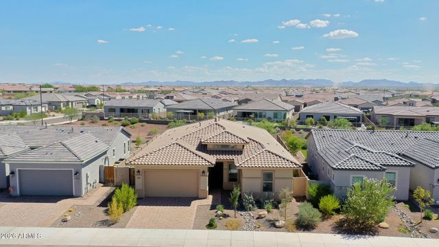 18119 W SILVERWOOD Drive, Goodyear, AZ 85338