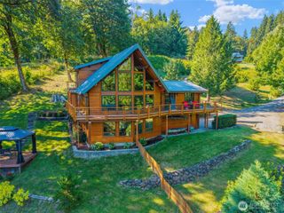 4949 Lewis River Road, Woodland, WA 98674