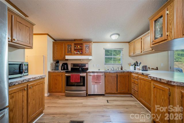 479 McDade Road, Tryon, NC 28782