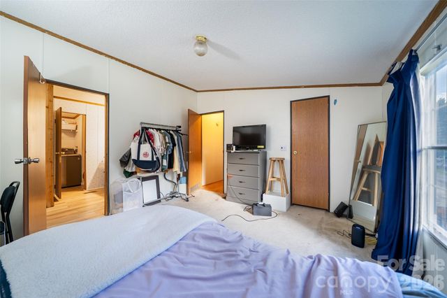 479 McDade Road, Tryon, NC 28782