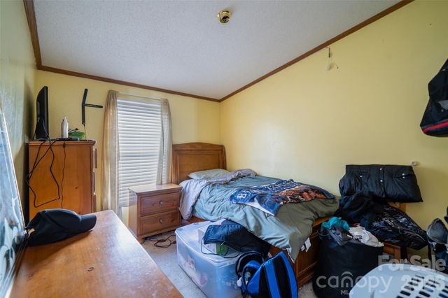 479 McDade Road, Tryon, NC 28782