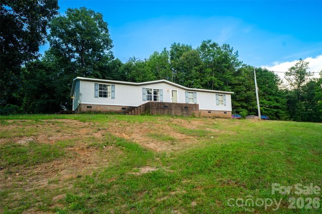 479 McDade Road, Tryon, NC 28782