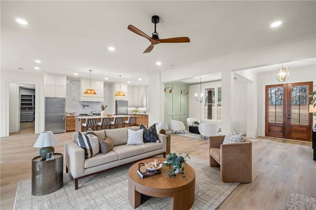 2001 Epperson Road, Canton, GA 30115