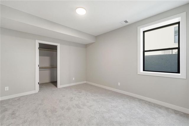 10511 N Liberty Street, Kansas City, MO 64155