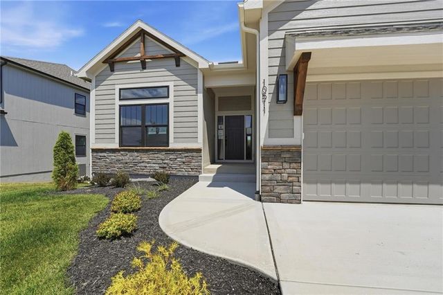 10511 N Liberty Street, Kansas City, MO 64155