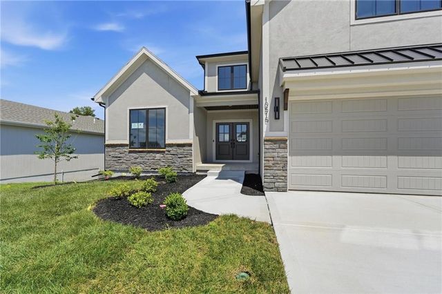 10511 N Liberty Street, Kansas City, MO 64155