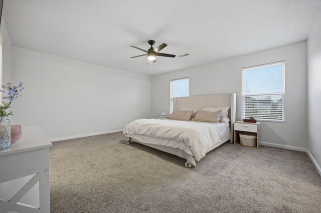 7502 Canal Highlands Boulevard, Canal Winchester, OH 43110