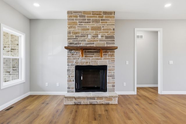 61 Boones Creek Road, Lancaster, KY 40444