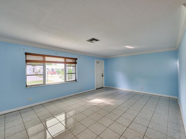 1710 SW 22nd Street, Boynton Beach, FL 33426