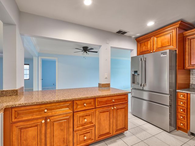 1710 SW 22nd Street, Boynton Beach, FL 33426