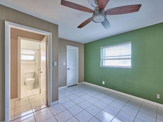 1710 SW 22nd Street, Boynton Beach, FL 33426