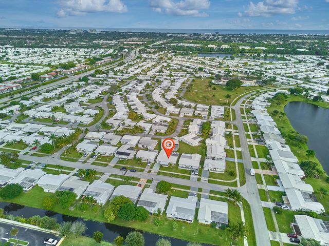 1710 SW 22nd Street, Boynton Beach, FL 33426