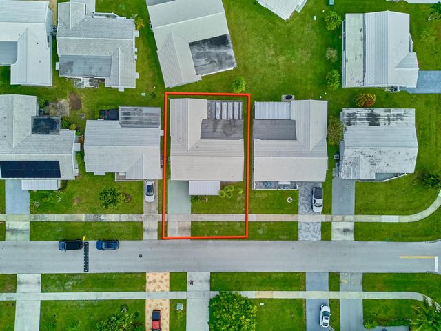 1710 SW 22nd Street, Boynton Beach, FL 33426