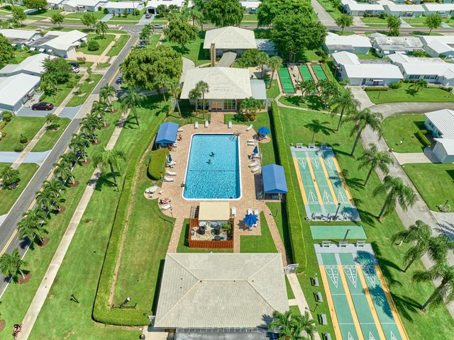 1710 SW 22nd Street, Boynton Beach, FL 33426