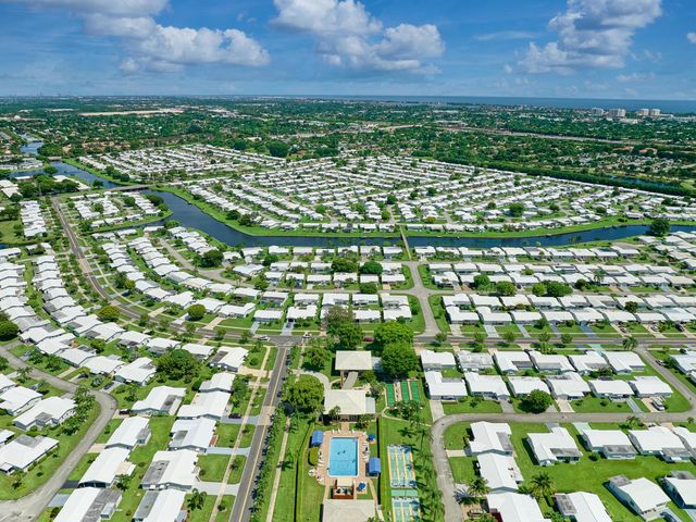 1710 SW 22nd Street, Boynton Beach, FL 33426