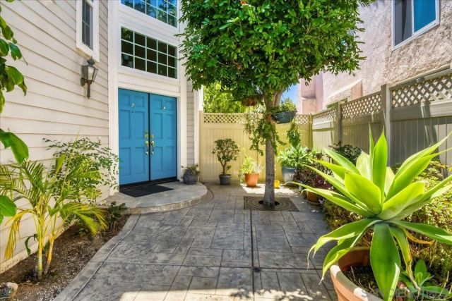 11071 Corte Playa Merida, San Diego, CA 92124