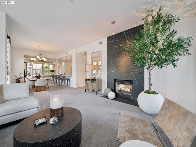 11641 Se WINGSPAN Way B5, Happy Valley, OR 97086
