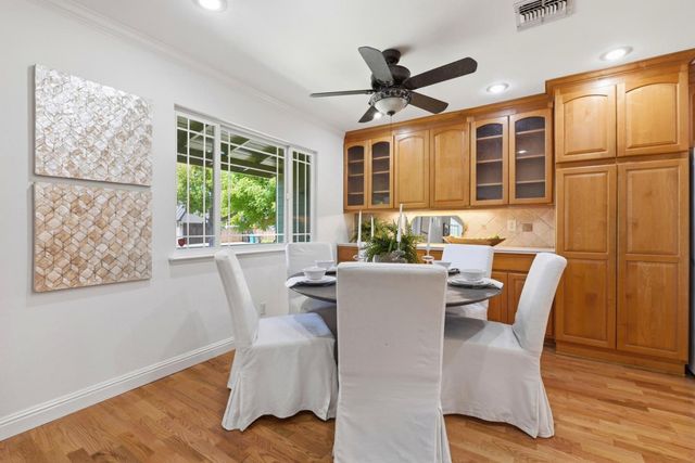 2829 Carson Street, Redwood City, CA 94061