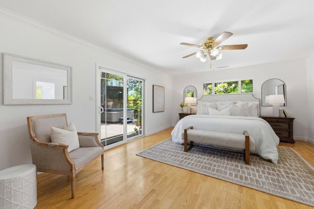 2829 Carson Street, Redwood City, CA 94061