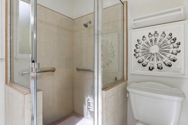 2829 Carson Street, Redwood City, CA 94061