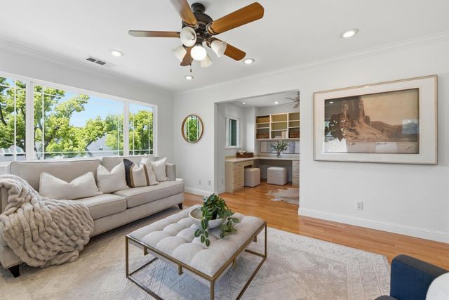 2829 Carson Street, Redwood City, CA 94061