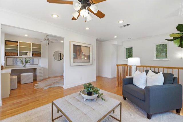 2829 Carson Street, Redwood City, CA 94061