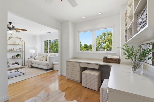 2829 Carson Street, Redwood City, CA 94061