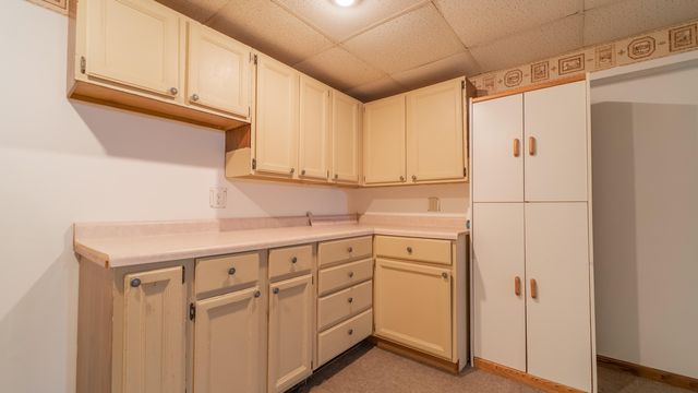 9441 S Stateline Road, Dyer, IN 46311