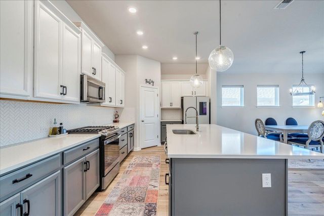 200 Christi CT, Kyle, TX 78640