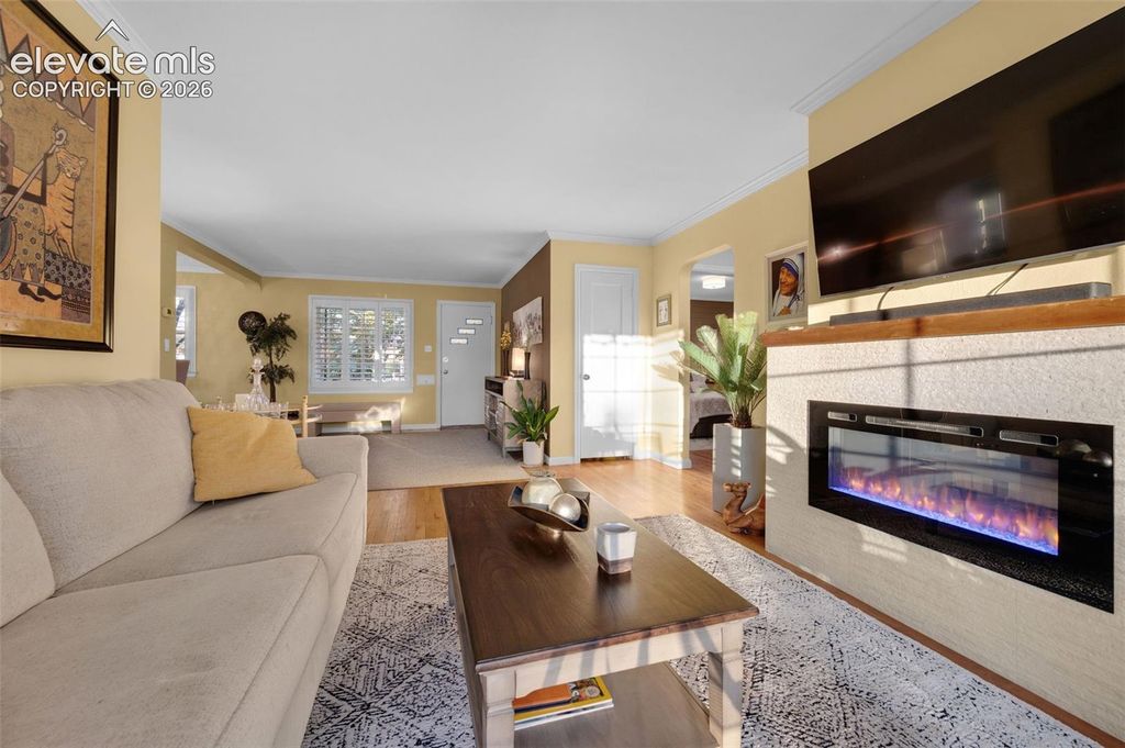 828 N Logan Avenue, Colorado Springs, CO 80909 — photo 5