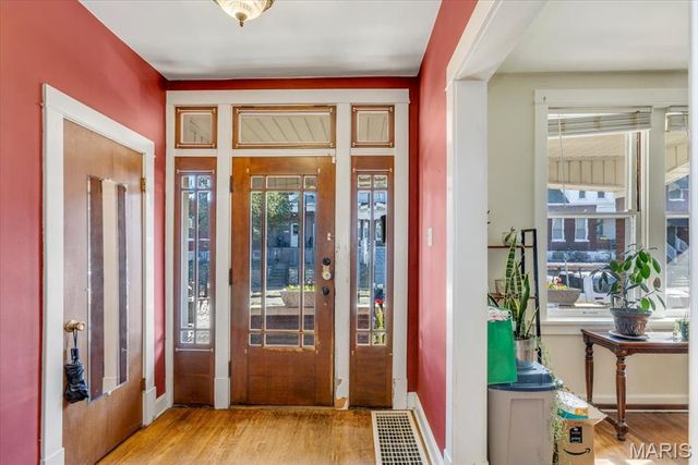 4543 Varrelmann Avenue, St Louis, MO 63116