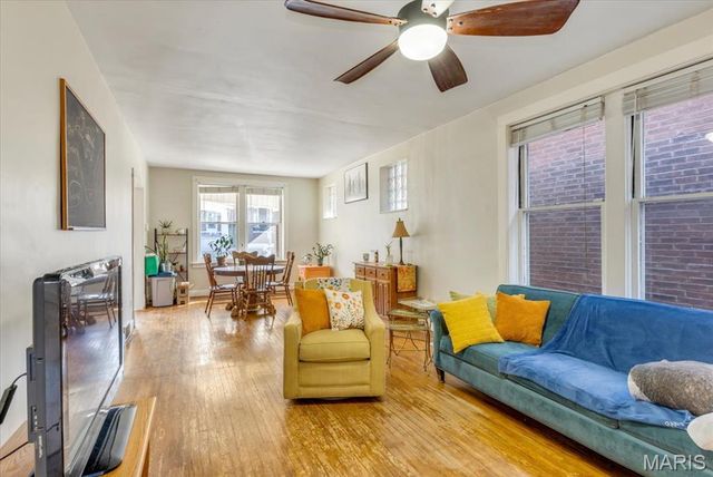 4543 Varrelmann Avenue, St Louis, MO 63116