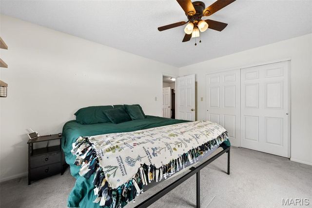 244 E Governor Place, St Charles, MO 63301