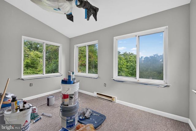 44 PEACOCK DR, Lancaster, PA 17601