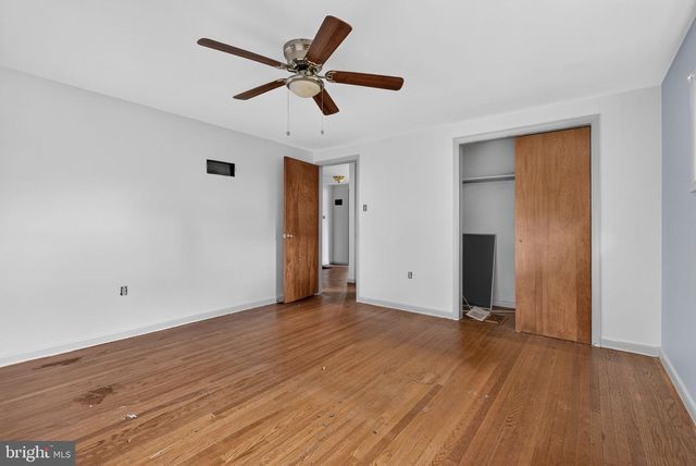 44 PEACOCK DR, Lancaster, PA 17601
