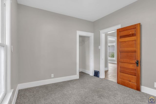 418 NE Wilson AVE, Topeka, KS 66616
