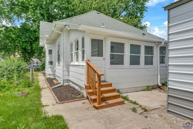 418 NE Wilson AVE, Topeka, KS 66616