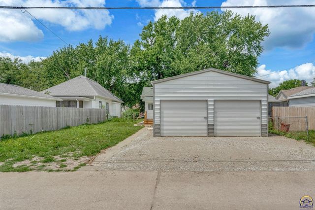 418 NE Wilson AVE, Topeka, KS 66616