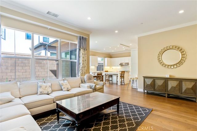 71 Brixton, Irvine, CA 92620